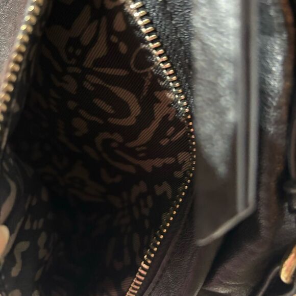 Jessica Simpson Kendall Cross-Body Bag - Picture 3 of 7